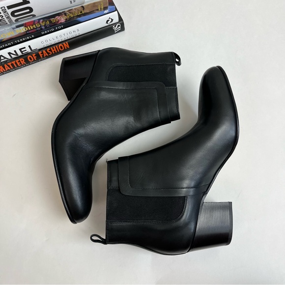 NEW VINCE Boots Hallie Leather Ankle Chelsea Bootie - Picture 13 of 16